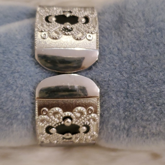 Versales Quartz Watch